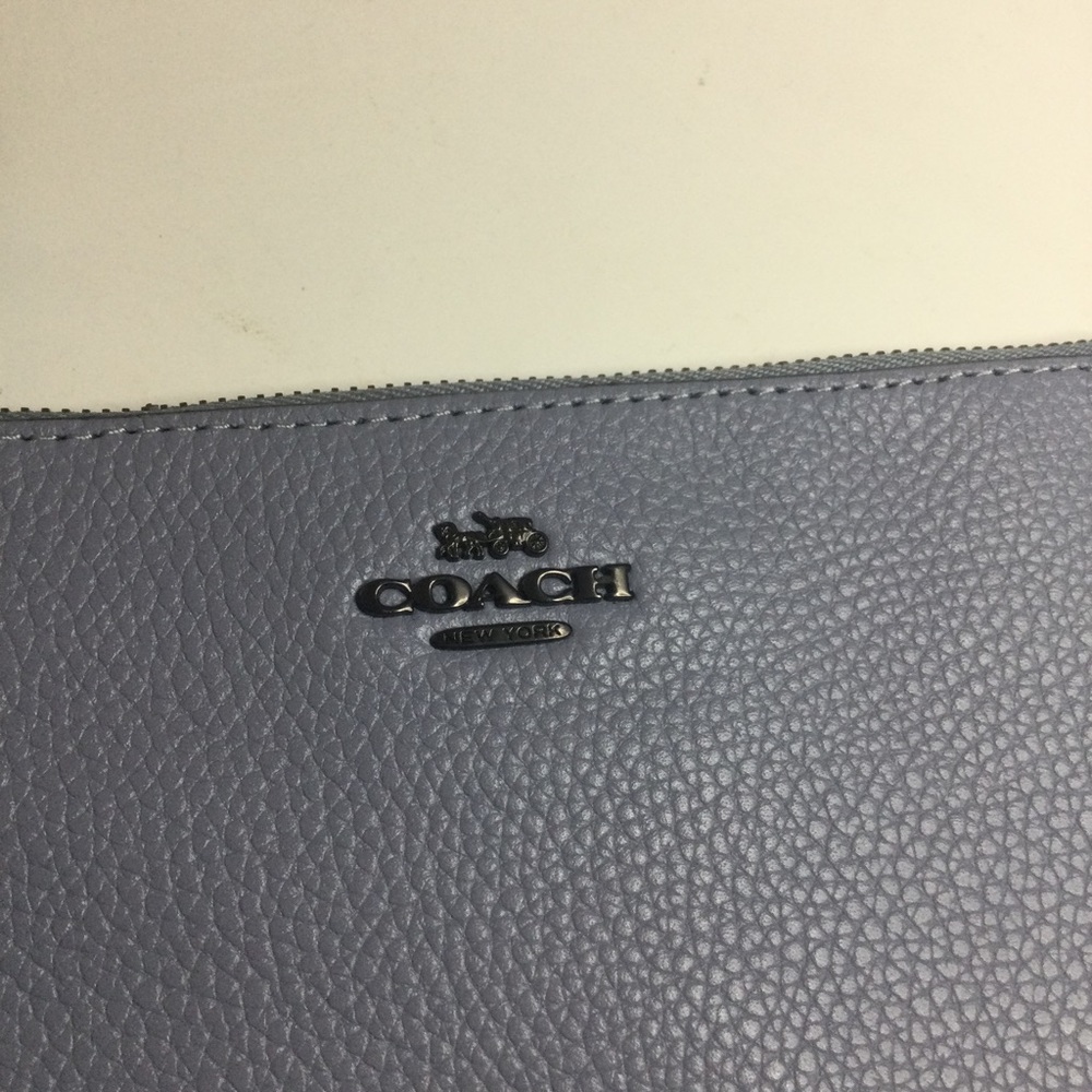 COACH PEBBLED LEATHER ZIP POUCH BLUE NWOT - Picture 5 of 8